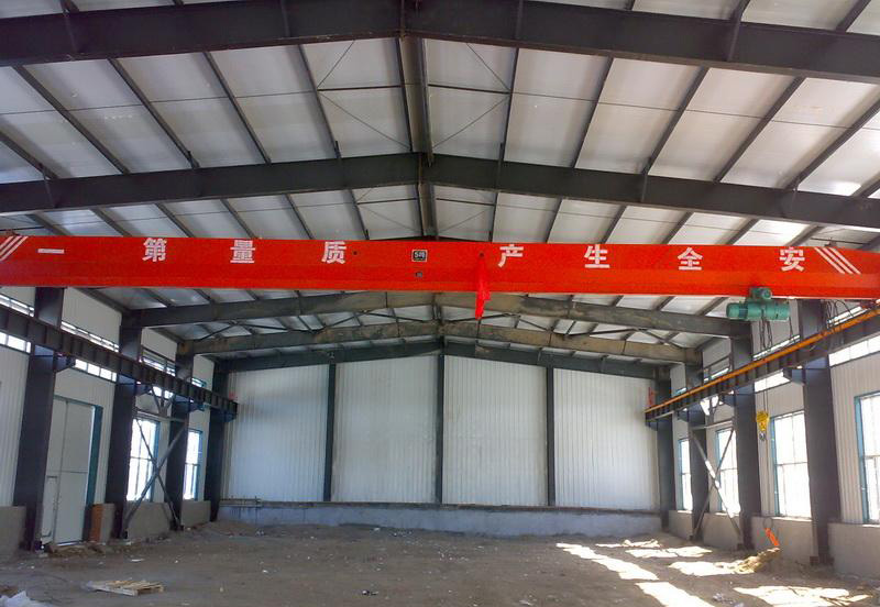 單梁橋式起重機(jī)