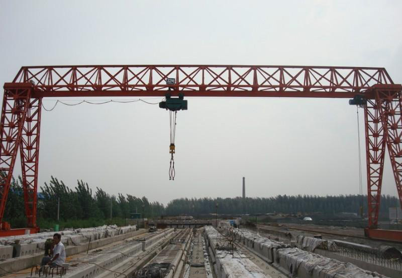 門(mén)式起重機(jī)