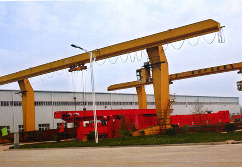 門(mén)式起重機(jī)